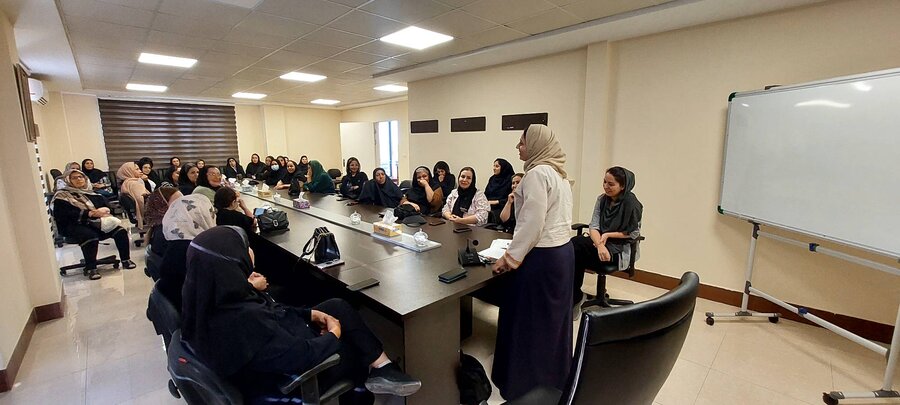 آغاز سلسله کارگاه‌های توسعه کسب‌وکار بانوان بهزیستی؛ از نیازسنجی تا ارتقای مهارت در کیش