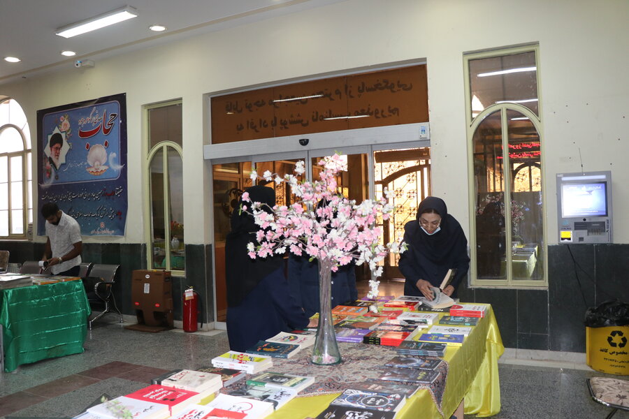 برپایی نمایشگاه کتاب در اداره کل بهزیستی استان کرمان