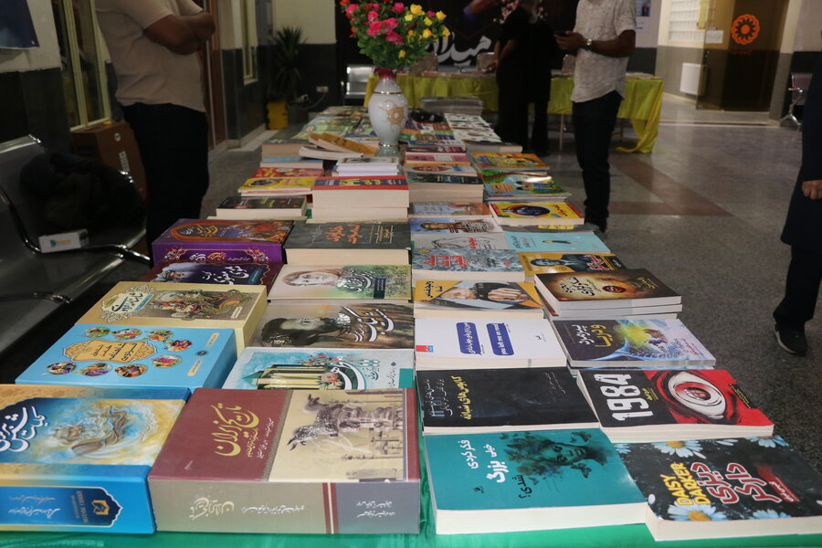 برپایی نمایشگاه کتاب در اداره کل بهزیستی استان کرمان