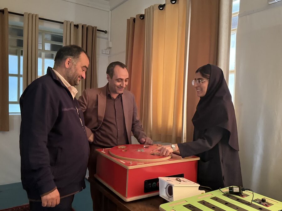 بازدید سرزده مدیرکل بهزیستی استان یزد از مرکز اتیسم