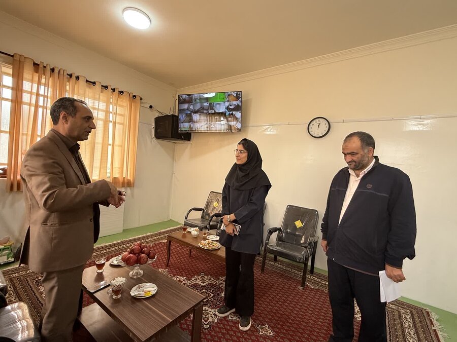 بازدید سرزده مدیرکل بهزیستی استان یزد از مرکز اتیسم