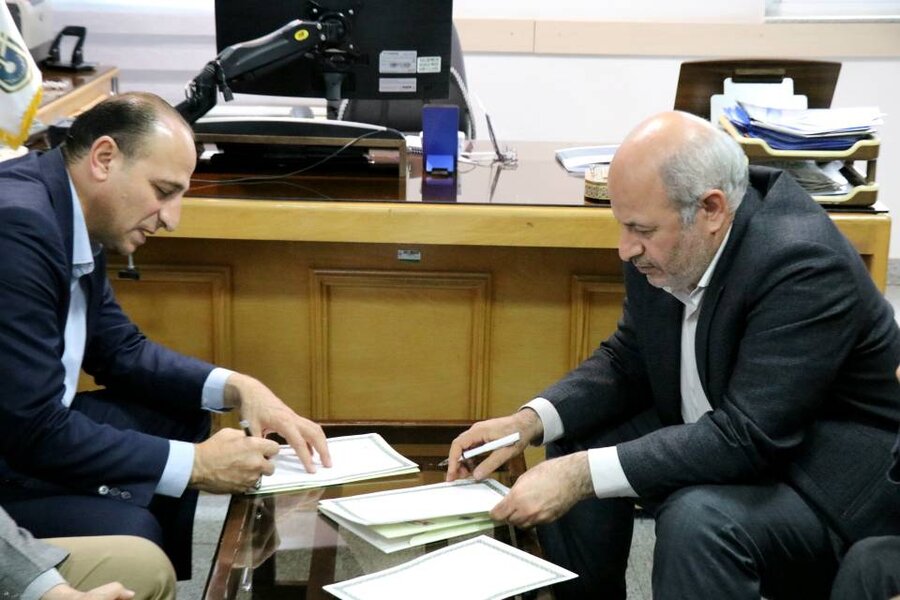امضای تفاهمنامه همکاری مشترک میان اداره کل بهزیستی و کمیته امداد امام خمینی(ره) آذربایجانغربی
