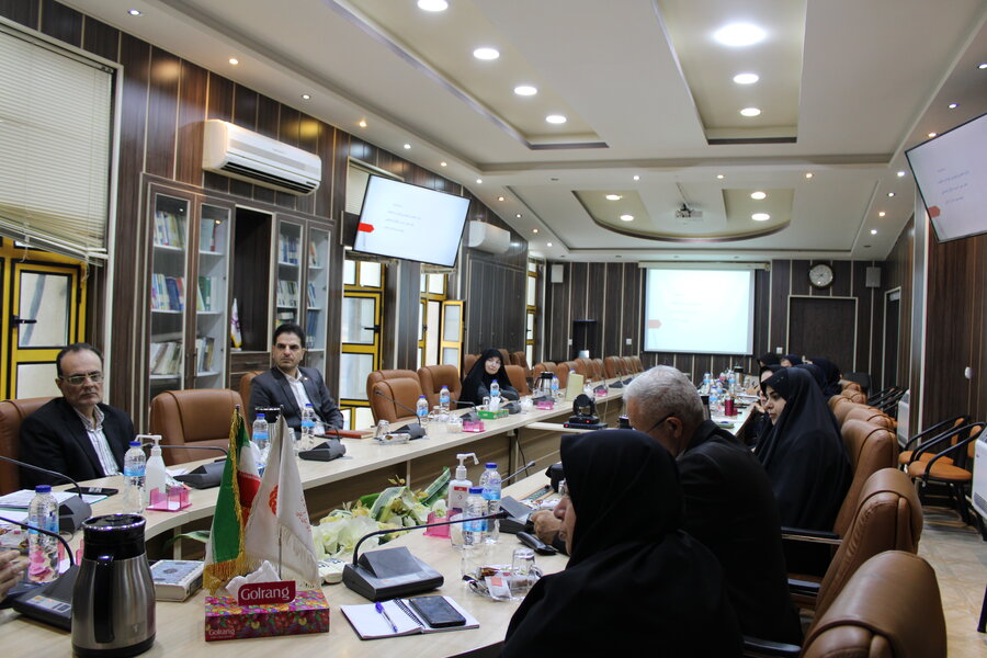 نشست هم اندیشی ساماندهی کودکان کار و خیابان