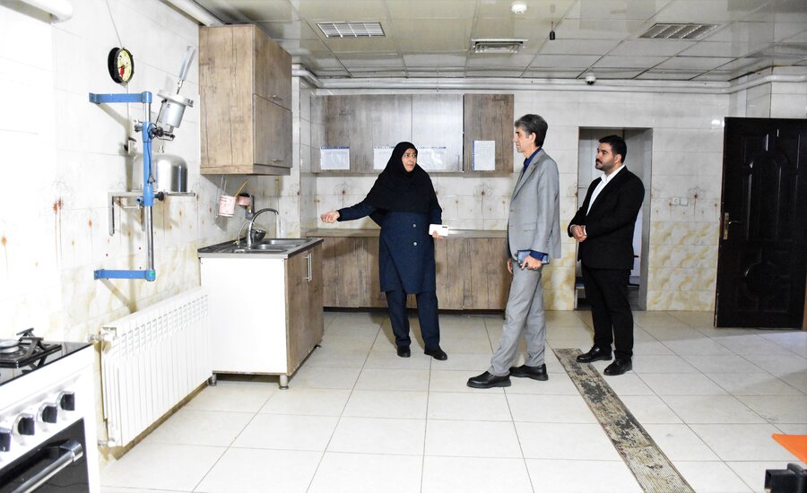 بازدید مدیرکل بهزیستی از شیرخوارگاه معتضدی