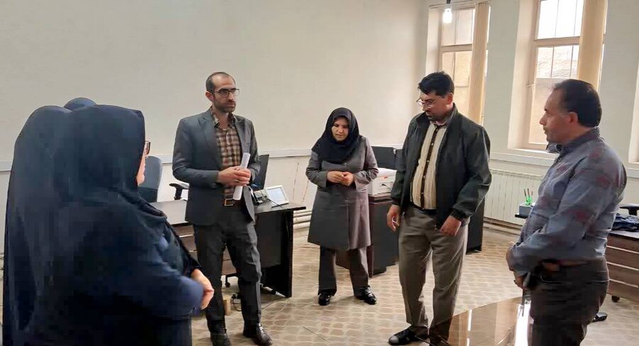بازدید سرپرست بهزیستی شهرستان  چالدران از اورژانس اجتماعی