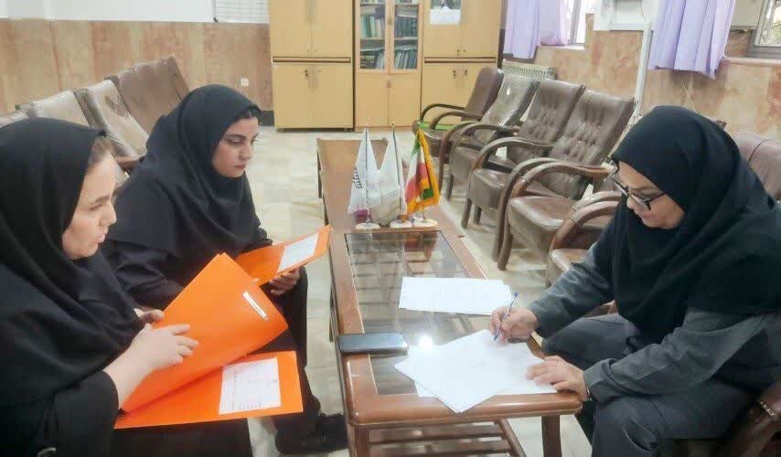 گرمی| برگزاری کمیته بررسی قطع و برقراری مستمری مددجویان در بهزیستی شهرستان گرمی