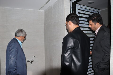 بازدید مشترک مسئولان استانی از مجتمع آفتاب و بررسی روند مناسب‌سازی برای معلولین