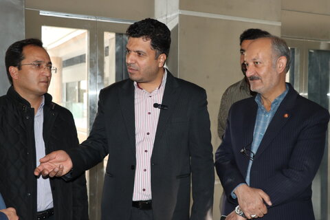 بازدید مشترک مسئولان استانی از مجتمع آفتاب و بررسی روند مناسب‌سازی برای معلولین