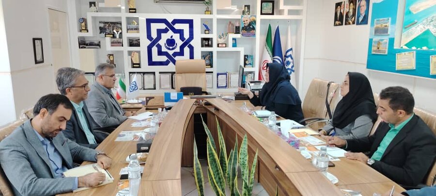 تاکید بهزیستی استان بوشهر بر رفع موانع درمانی مددجویان؛ همکاری با بیمه سلامت