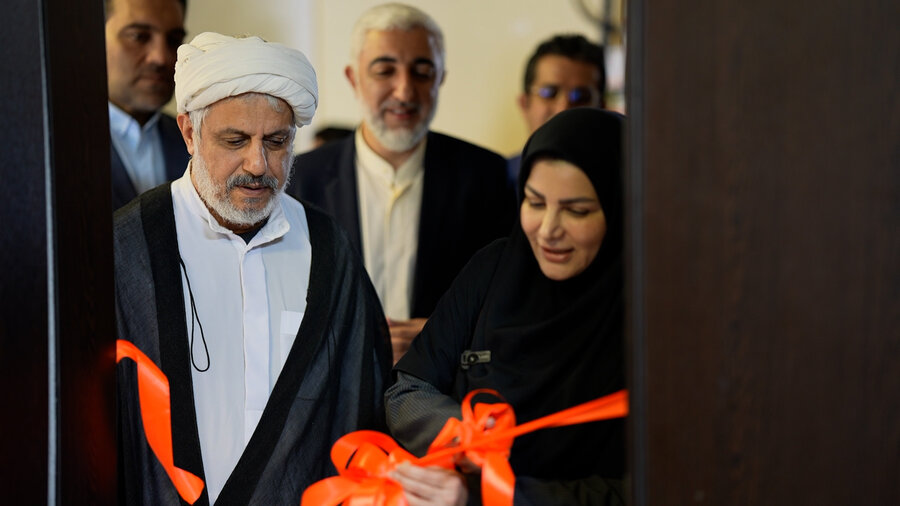 سفر مسئولان سازمان بهزیستی کشور و گامی بزرگ در بهزیستی  کیش؛ افتتاح طرح ملی سلام ، افتتاح سامانه مشاوره ۱۴۸۰،  افتتاح مرکزجامع توانبخشی چندمعلولیتی