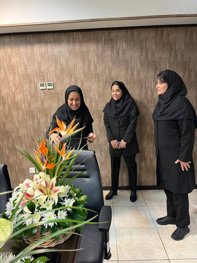 شمیرانات | تقدیر مدیر بهزیستی از مدال آوران مسابقات والیبال بانوان در بیست‌ویکمین دوره مسابقات کارکنان بهزیستی کشور