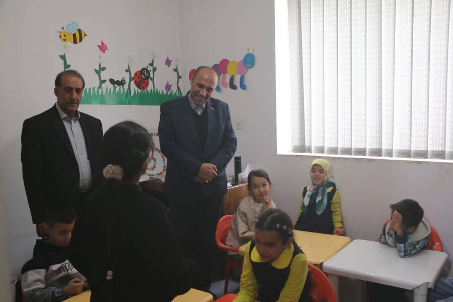 ورامین | بازدید فرماندار ویژه شهرستان از مرکز روزانه توانبخشی و آموزشی تربیت شنیداری رسا