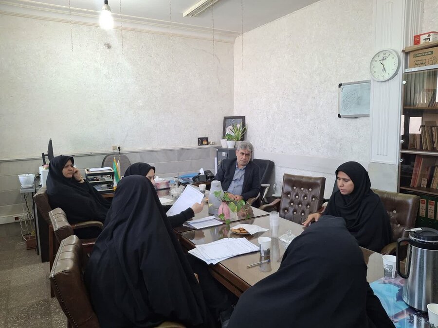 ملاقات مردمی مدیرکل بهزیستی استان قم