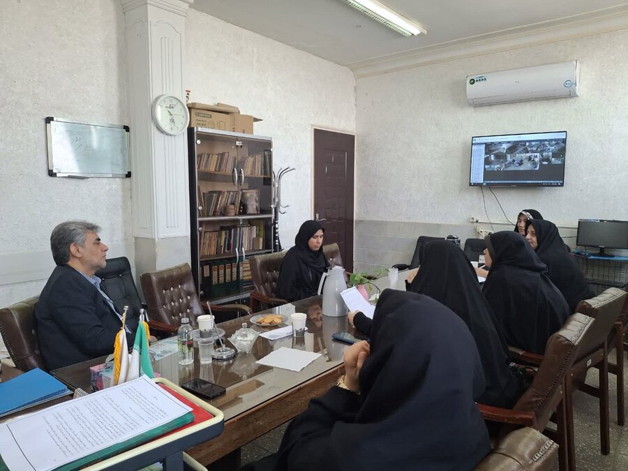 ملاقات مردمی مدیرکل بهزیستی استان قم