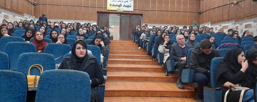 همایش تخصصی پیشگیری و درمان اعتیاد با مشارکت اداره کل بهزیستی البرز برگزار شد