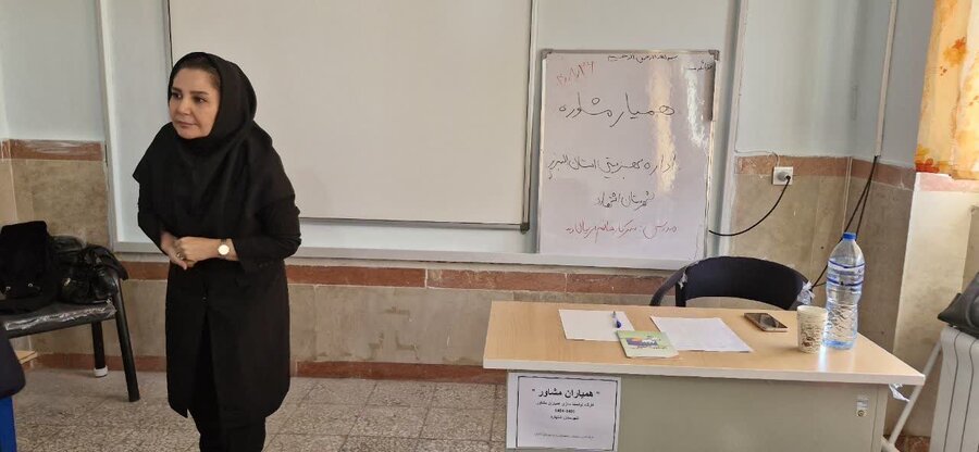 اشتهارد | دوره آموزشی همیار مشاوره با محوریت آموزش بتا و خودمراقبتی در اشتهارد برگزار شد