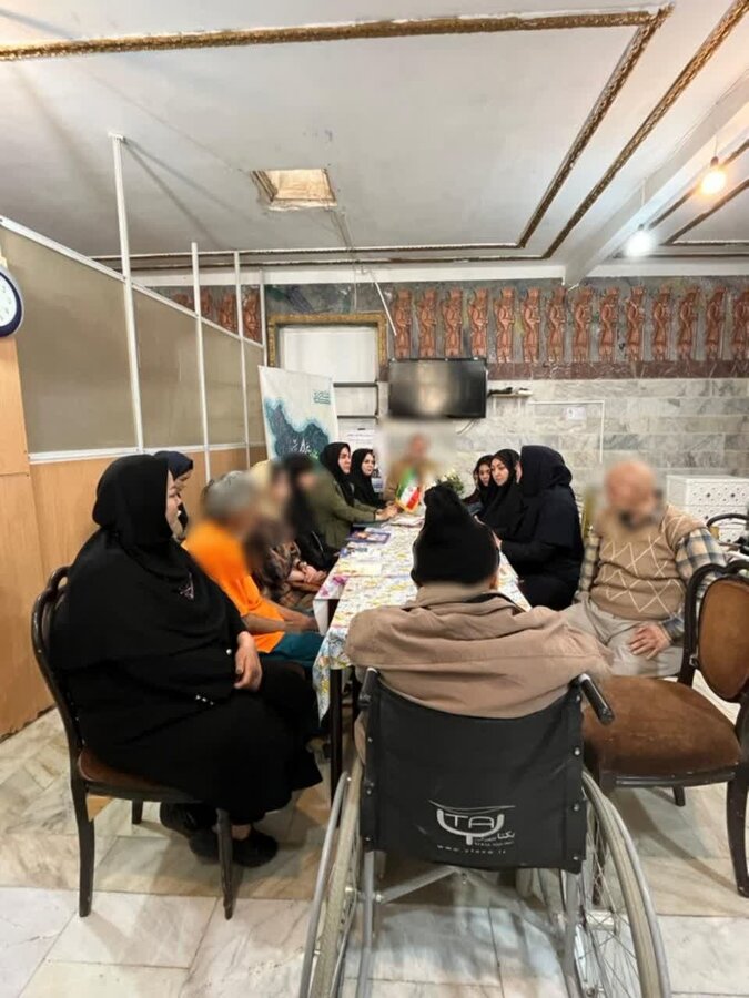 ساوجبلاغ | نشست کتابخوان در مرکز سالمندان آریا برگزار شد