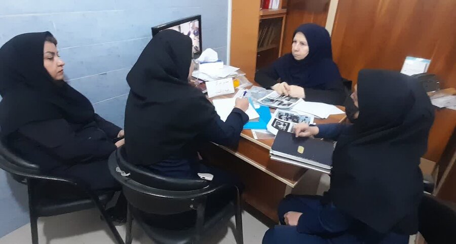 بازدید کارشناسان بهزیستی از مراکز مثبت زندگی در راستای ارتقاء کیفیت خدمات به مددجویان تحت پوشش