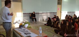 کارگاه آموزشی پیشگیری از اعتیاد در دبیرستان نخبگان کانی‌دینار برگزار شد