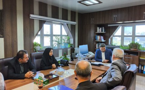 نشست مشترک مدیرکل بهزیستی استان قزوین با معاون نظارت مالی و رئیس خزانه اداره‌ کل اقتصاد و دارایی استان