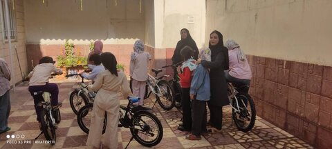 پاکدشت | شش دوچرخه، هدیه فرمانداری به فرزندان شبه خانواده مهر صادق