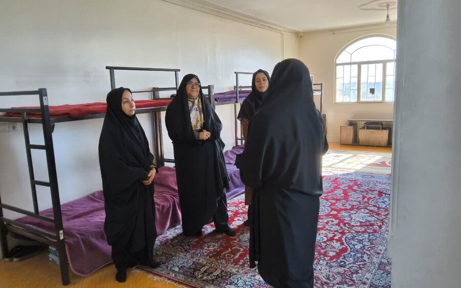 بازدید مدیرکل بهزیستی استان قزوین و رئیس کمیسیون بانوان شورای شهر از مرکز مدیریت مورد