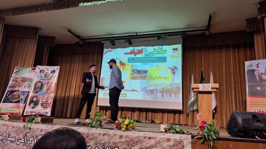 کارگاه پیشگیری از اعتیاد برای دانش‌آموزان دبیرستانی سروآباد برگزار شد 
