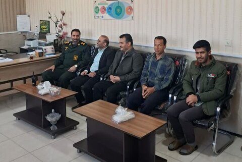 نشست سرپرست بهزیستی آوج با فرمانده سپاه ناحیه ابوالفضل(ع) جهت گسترش همکاری‌های حمایتی