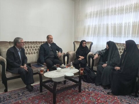 گزارش تصویری| طرح سپاس و گرامیداشت شهدای هشت سال دفاع مقدس و تقدیر از مقام شامخ جانبازان در بهزیستی اجرا شد