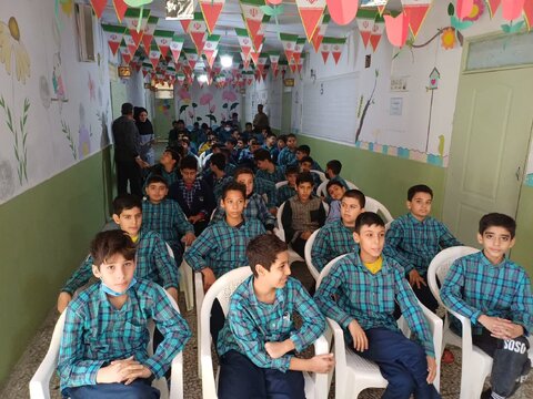 کارگاه آموزشی پیشگیری از آسیب های اجتماعی برگزار شد