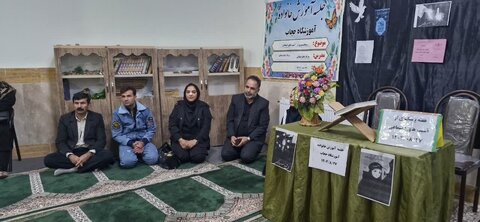 جلسه‌ آموزشی ویژه والدین با محوریت خودمراقبتی روانی و آگاهسازی خانواده‌ها برگزار شد