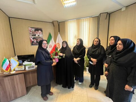 رئیس بهزیستی شهرستان ساوجبلاغ از رئیس کتابخانه ها تقدیر کرد