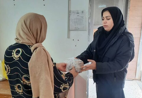 ملارد | توزیع بیش از 100 بسته محصولات پروتئینی ویژه جامعه هدف تحت پوشش بهزیستی