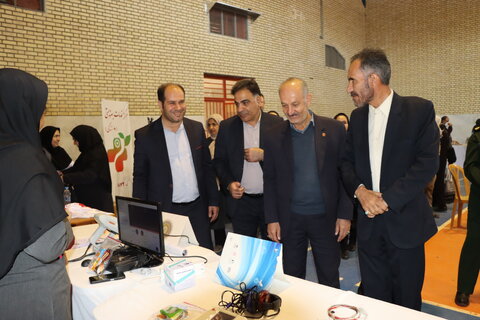 گزارش تصویری ا نمایشگاهی از خدمات اجتماعی در حاشیه طرح سلام