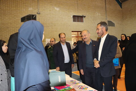 گزارش تصویری ا نمایشگاهی از خدمات اجتماعی در حاشیه طرح سلام