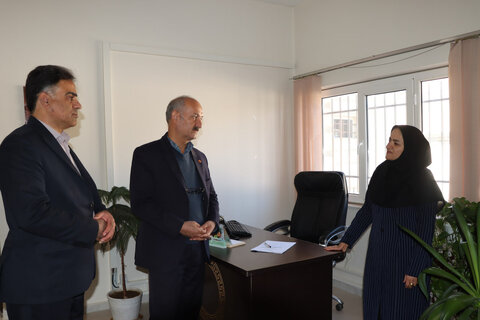 گزارش تصویری ا بازدید مدیرکل بهزیستی استان از قسمتهای مختلف شهرستان خمین در سفر یکروزه به شهرستان