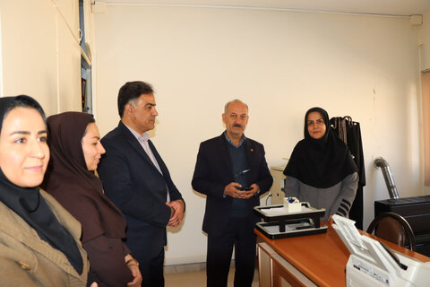 گزارش تصویری ا بازدید مدیرکل بهزیستی استان از قسمتهای مختلف شهرستان خمین در سفر یکروزه به شهرستان