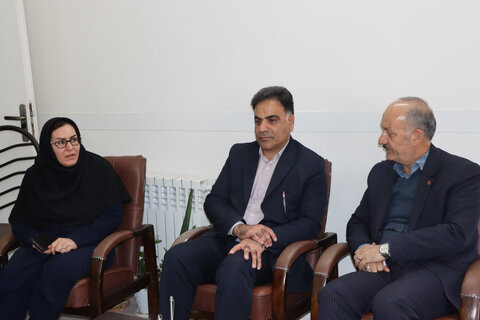 گزارش تصویری ا بازدید مدیرکل بهزیستی استان از قسمتهای مختلف شهرستان خمین در سفر یکروزه به شهرستان