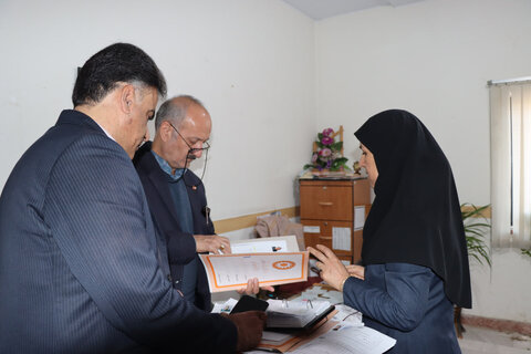 گزارش تصویری ا بازدید مدیرکل بهزیستی استان از قسمتهای مختلف شهرستان خمین در سفر یکروزه به شهرستان