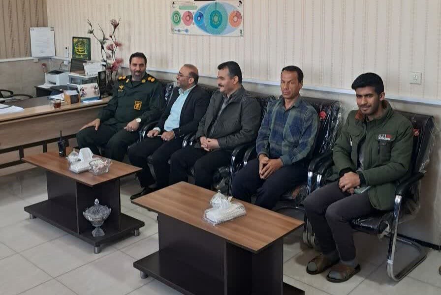 نشست سرپرست بهزیستی آوج با فرمانده سپاه ناحیه ابوالفضل(ع) جهت گسترش همکاری‌های حمایتی