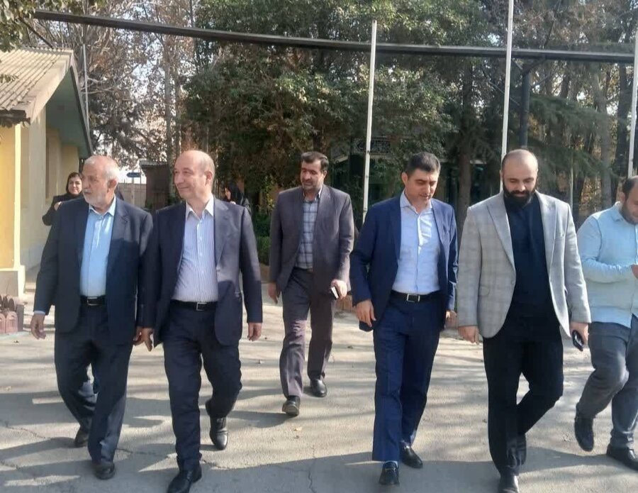 شهرقدس | بازدید رئیس شبکه بهداشت از مرکز سالمندان