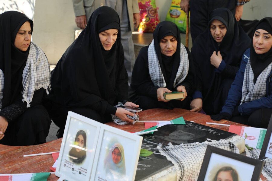 شهرتهران| عطرافشانی مزار شهدای گمنام میدان آئینی امام حسین (ع) به مناسبت هفته بسیج