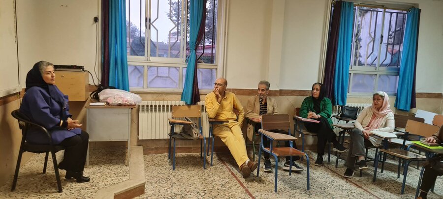 هفتمین نشست مهر و گفتگو ؛گفتگویی که مهرش به دل بازنشسته ها نشست 