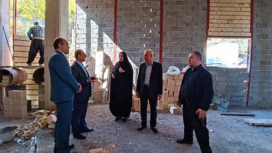 رودبار | بازدید مدیرکل بهزیستی گیلان از پروژه در حال احداث مرکز سالمندان حضرت ابوالفضل(ع) رودبار