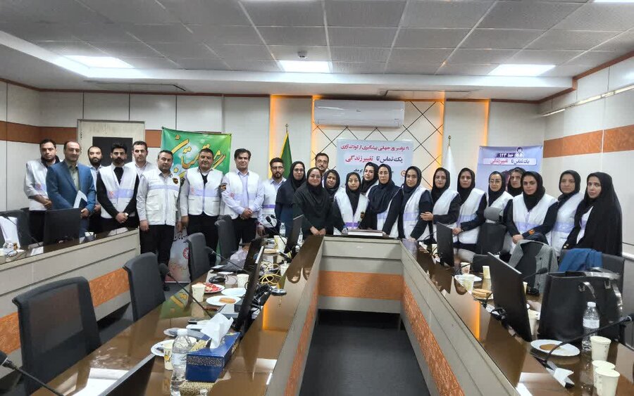 نشست مشترک مدیرکل بهزیستی قزوین با اورژانس اجتماعی به مناسبت روز جهانی پیشگیری از کودک‌آزاری  