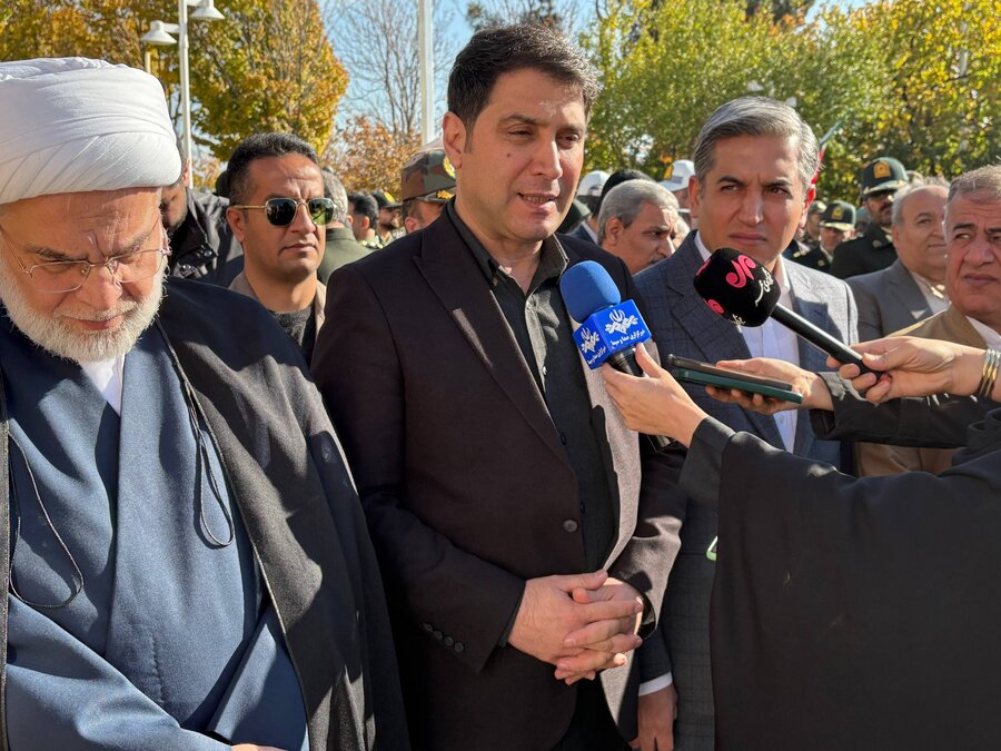 استقبال باشکوه سنندجی‌ها از پیکرهای مطهر سه شهید گمنام