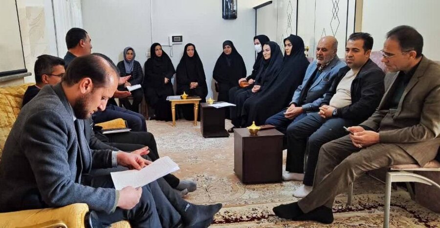 جلسه هیئت امنای موسسه خیریه نگهداری کودکان بی سرپرست نور امید بهزیستی شاهین دژ 