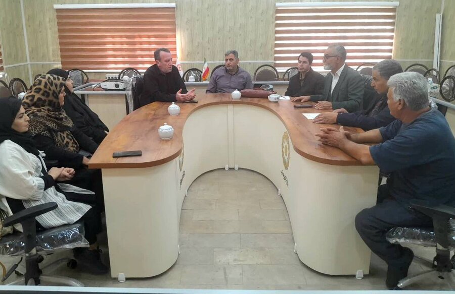 برگزاری جلسه رئیس اداره بهزیستی شهرستان میاندوآب با جامعه معلولین جهت هماهنگی و برنامه ریزی برگزاری هر چه باشکوه تر ۱۲ آذر روز جهانی معلولین