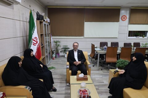 نشست مدیر هسته مرکزی شماره یک گزینش و عضو هیأت عالی گزینش سازمان بهزیستی کشور با سرپرست اداره کل بهزیستی مازندران برگزار شد