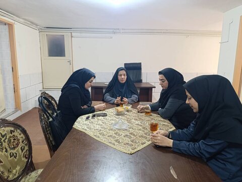 برگزاری جلسه تخصصی تیم مراقبت برای بررسی روند ترخیص فرزندان